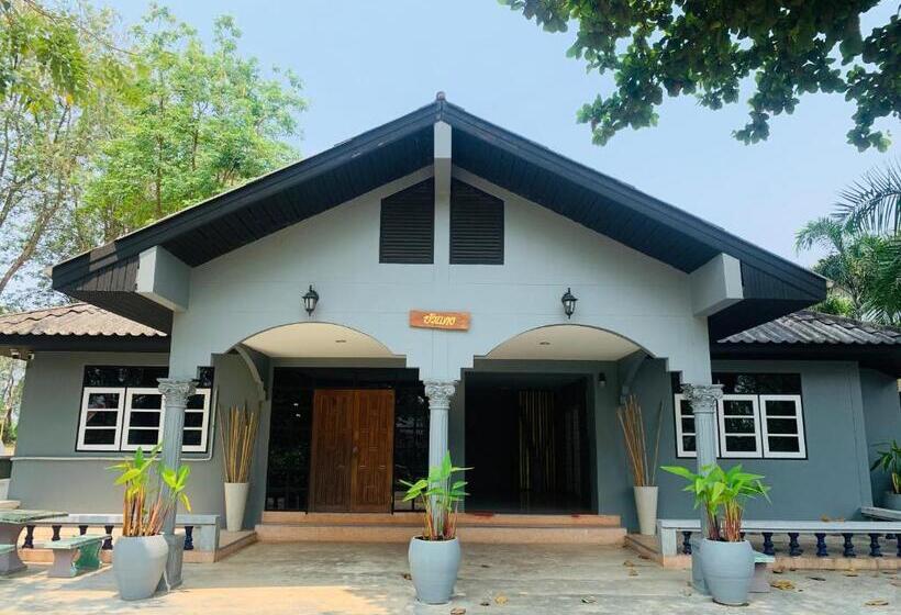 غرفة عائلية حمام مشترك, Buasawan Resort & Restaurant