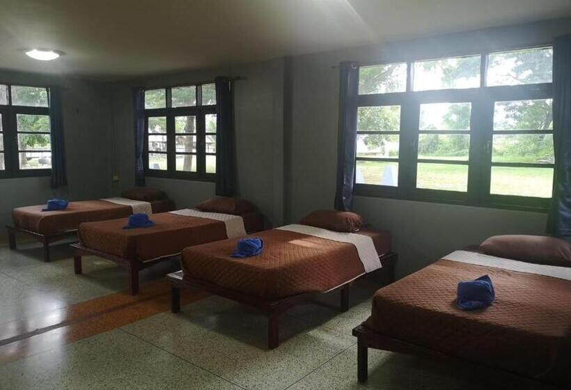 غرفة عائلية حمام مشترك, Buasawan Resort & Restaurant