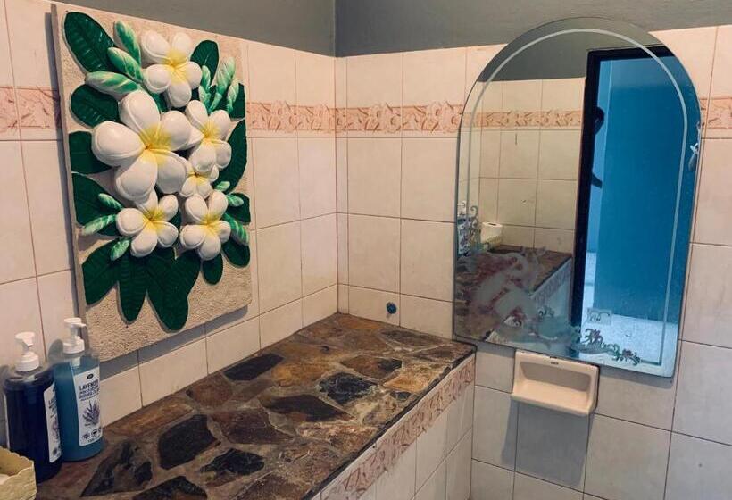 غرفة عائلية حمام مشترك, Buasawan Resort & Restaurant