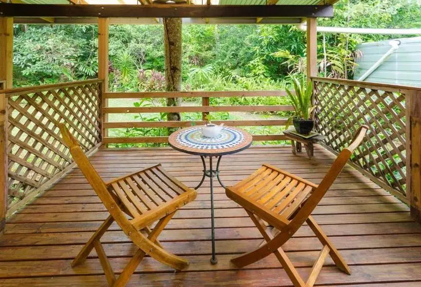 Standard Yhden Hengen Huone Parveke, Epiphyte B & B