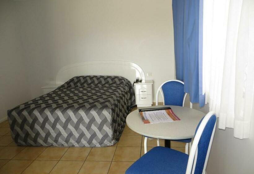 Номер Стандарт, Heritage Lodge Motel