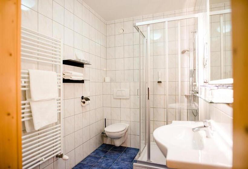 Номер Стандарт, Ratscher Landhaus