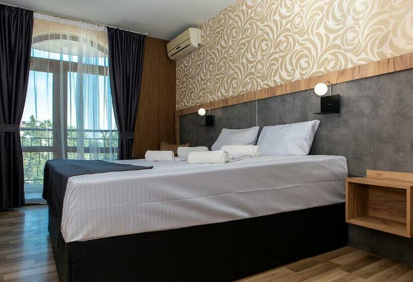 스탠다드 룸, Toro Negro