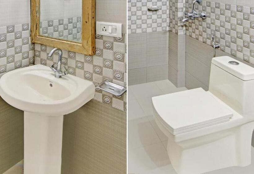 غرفة قياسية ذات إطلالة, Treebo Trend Winterland