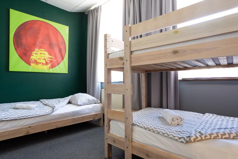 Camera Standard, Unver