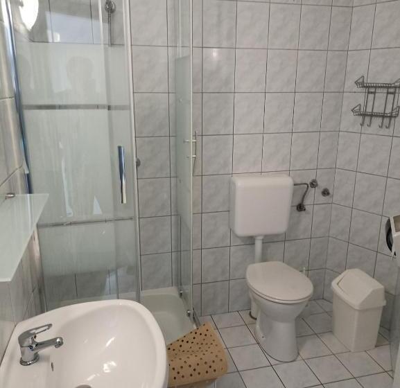 스탠다드 트리플 룸, Muschel Panzió