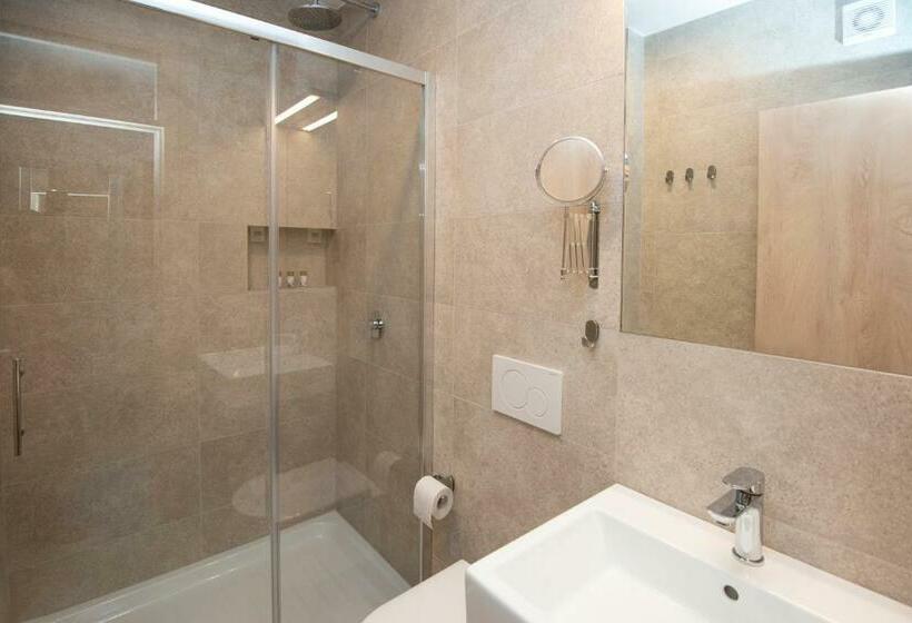 اتاق استاندارد, Old Town Rooms Piran