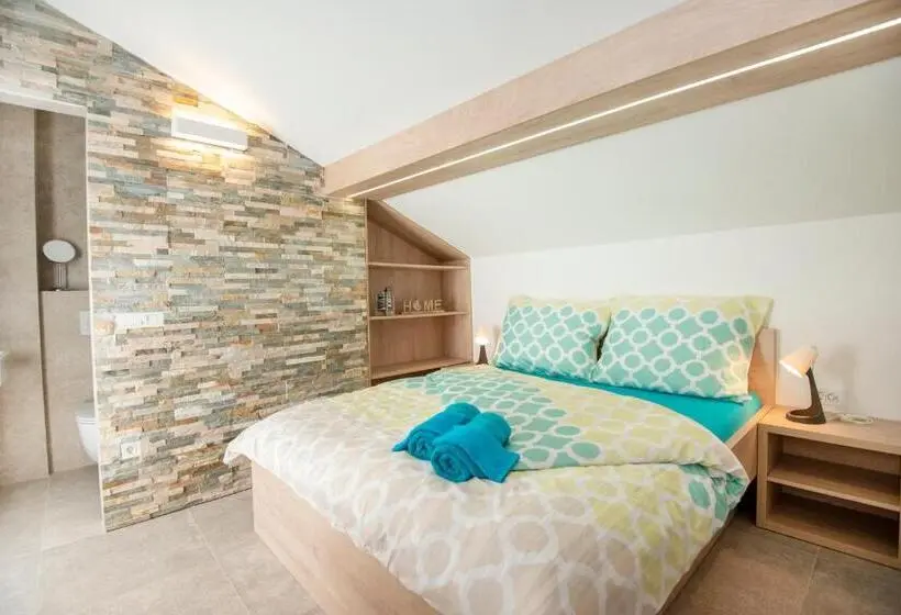 اتاق استاندارد با تراس, Old Town Rooms Piran