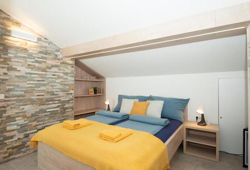 اتاق استاندارد با تراس, Old Town Rooms Piran