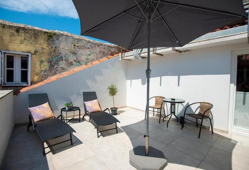 اتاق استاندارد با تراس, Old Town Rooms Piran