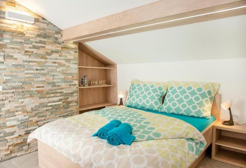 اتاق استاندارد با تراس, Old Town Rooms Piran