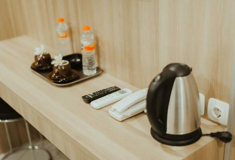 اتاق سوپریور, Panfila