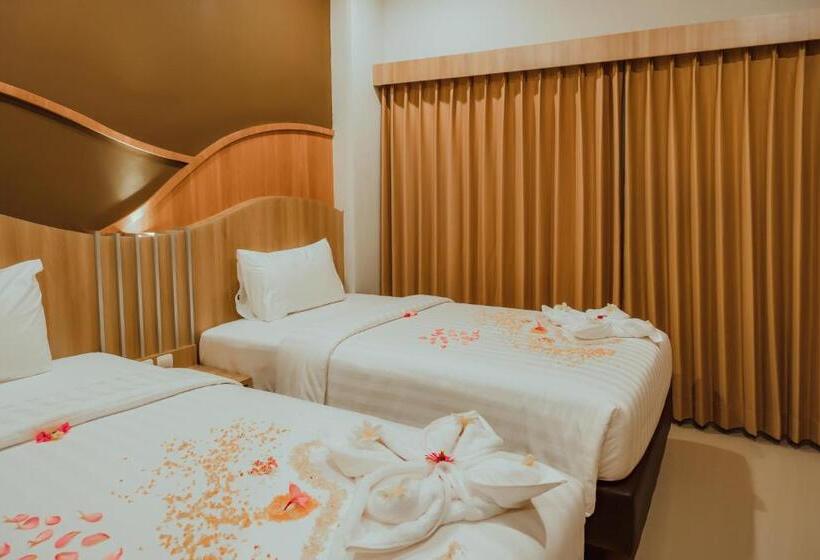 اتاق سوپریور, Panfila