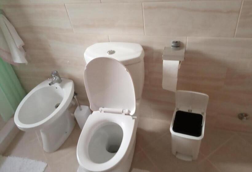 기본룸, Guest House Baba Lluka