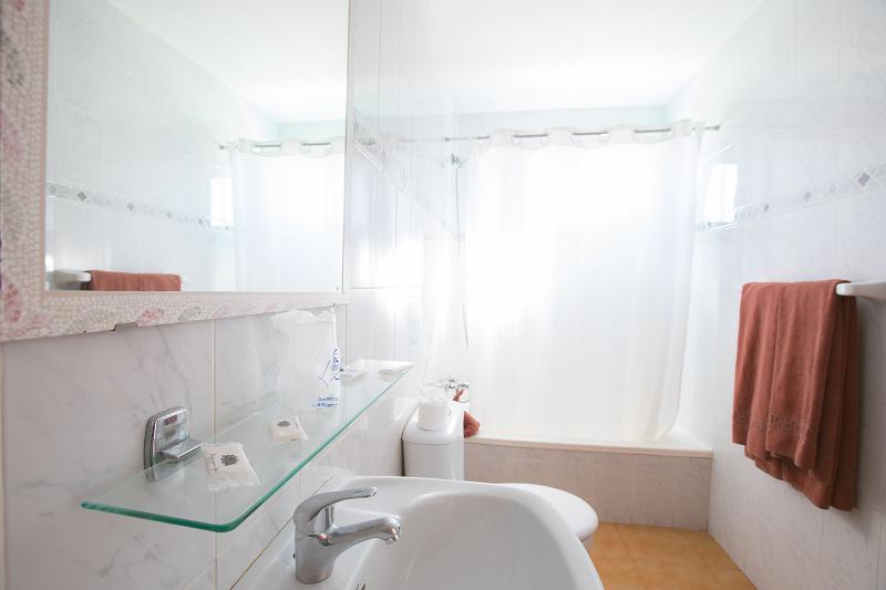 شقة غرفة واحدة, Apartamentos Celeste