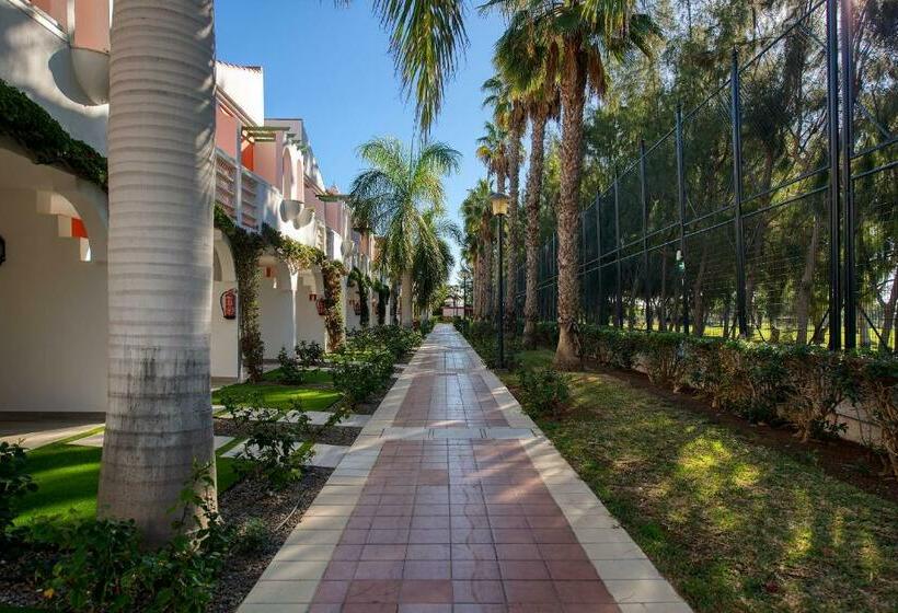 بنجلو سوبيريور, Bungalows Cordial Green Golf