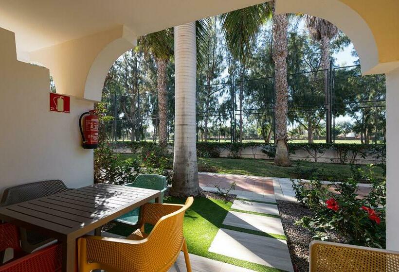 بنجلو سوبيريور, Bungalows Cordial Green Golf