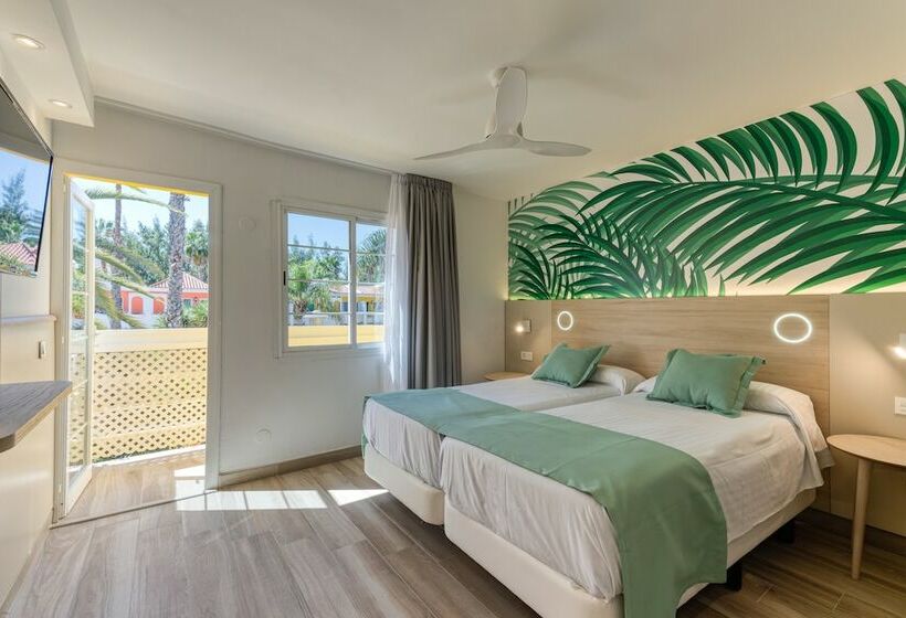 בקתה סופריור, Bungalows Cordial Green Golf