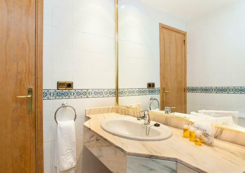 חדר סטודיו סטנדרד, Globales Montemar