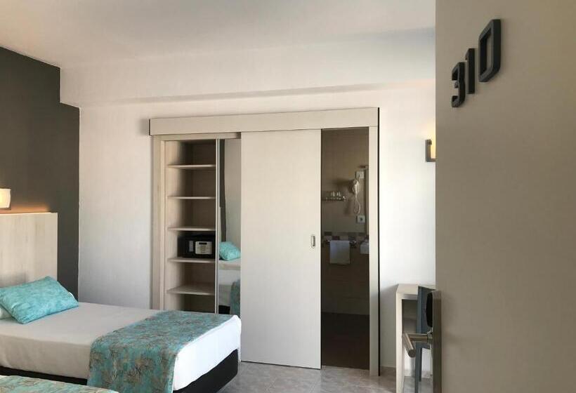 חדר סטנדרט, Hostal Cervantes