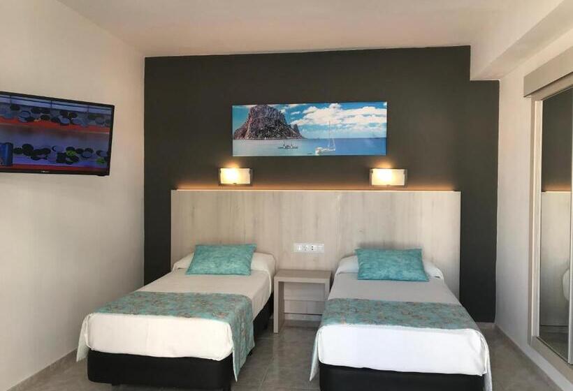 חדר סטנדרט עם מרפסת, Hostal Cervantes