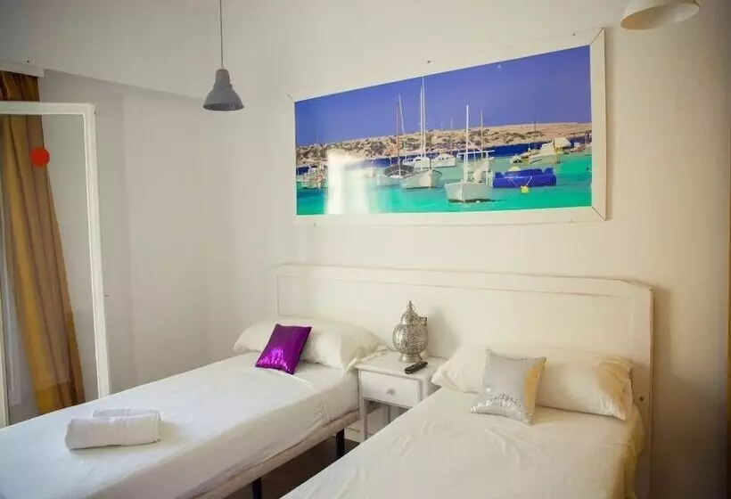 اتاق استاندارد, Hostal Sunset Ibiza
