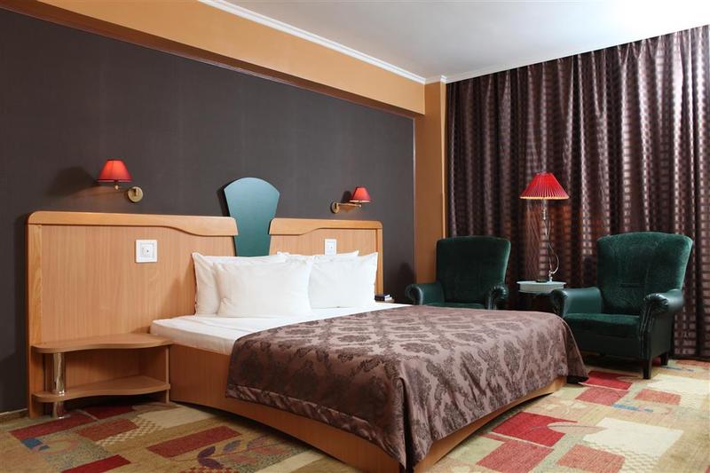 Номер Стандарт, Ambassador