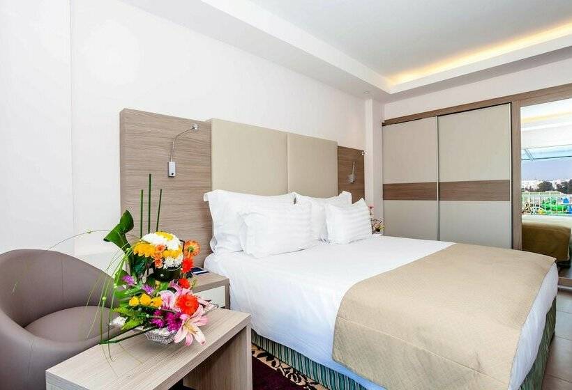 اتاق استاندارد با چشم‌انداز باغ, Amadil Ocean Club