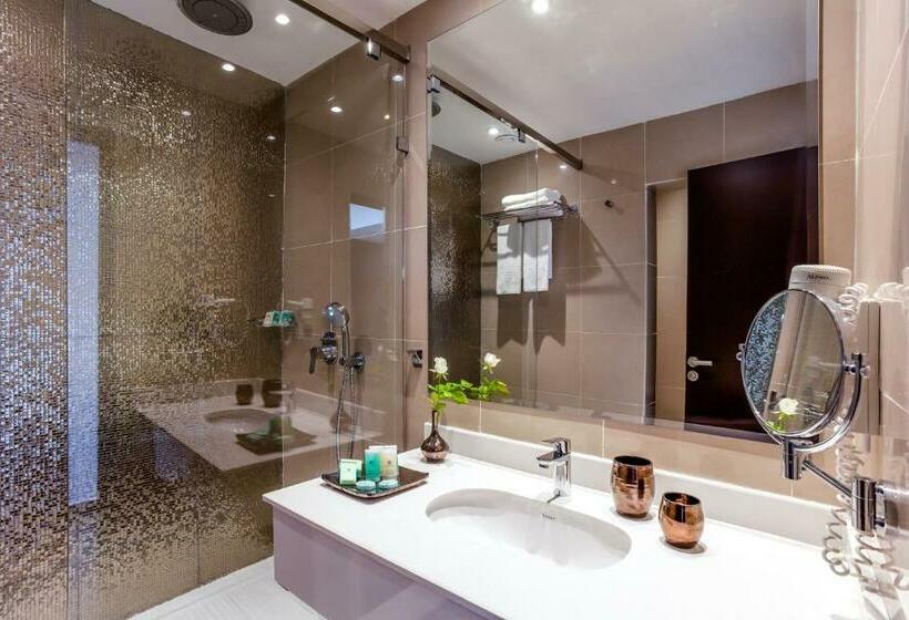 اتاق استاندارد سه تخته با چشم‌انداز باغ, Amadil Ocean Club