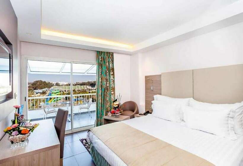 اتاق استاندارد سه تخته با چشم‌انداز باغ, Amadil Ocean Club