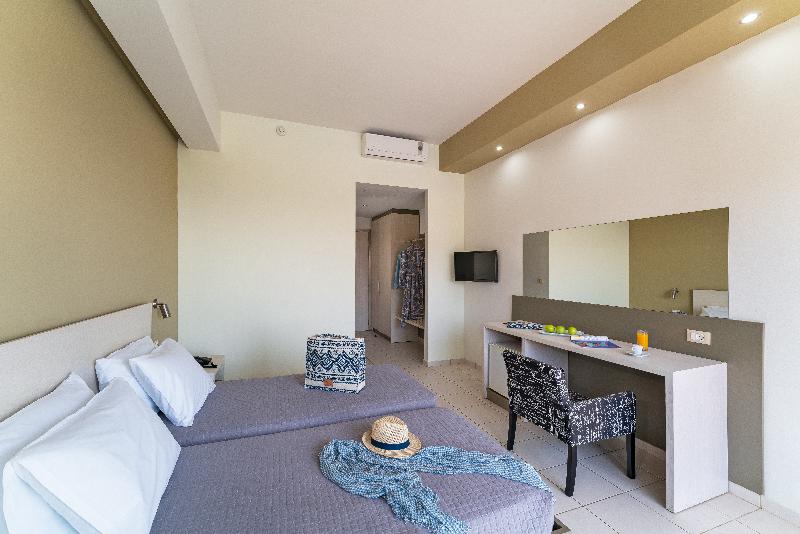 Номер Стандарт Вид на Сад, Cathrin