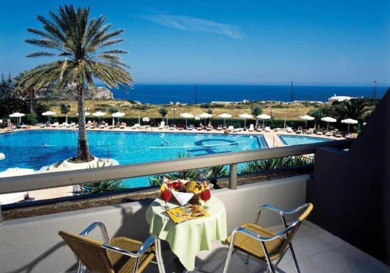 Номер Стандарт Вид на Море, Cathrin