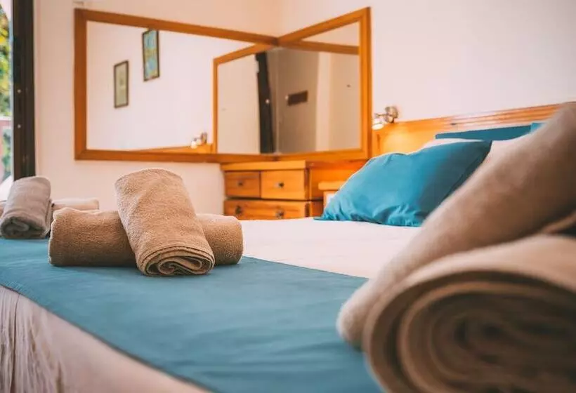Standard Triple Room, Chrysland