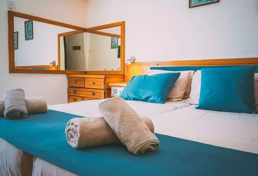 Standard Triple Room, Chrysland