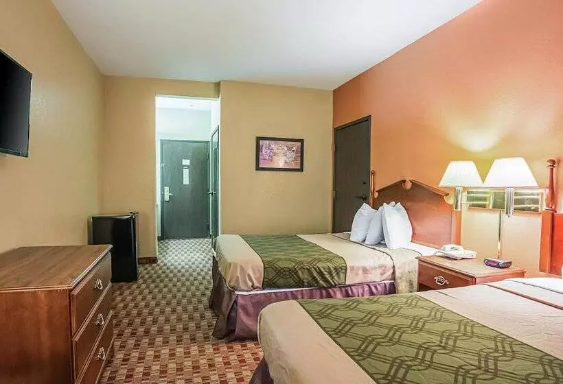 ２ダブルベッドのスタンダードルーム, Econo Lodge Inn & Suites