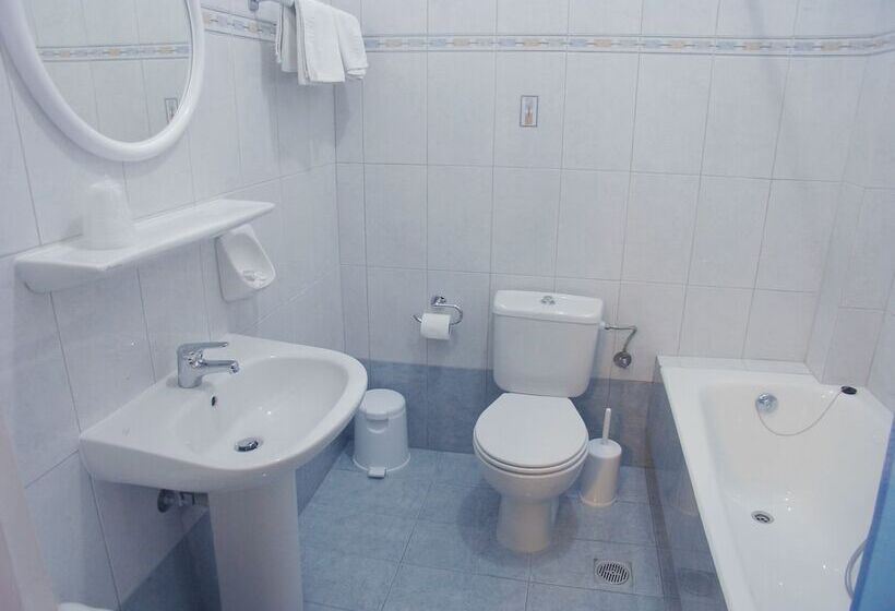 Четырехместный Номер Стандарт, Kronio