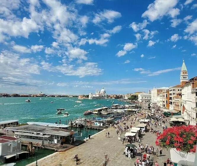 سوئیت کلاسیک, Locanda Vivaldi