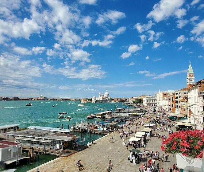 اتاق استاندارد سه نفره, Locanda Vivaldi