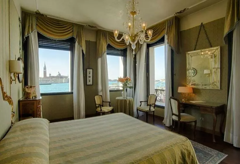 اتاق سوپریور سه تخته, Locanda Vivaldi