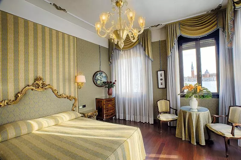 Superior room with lake view, Locanda Vivaldi