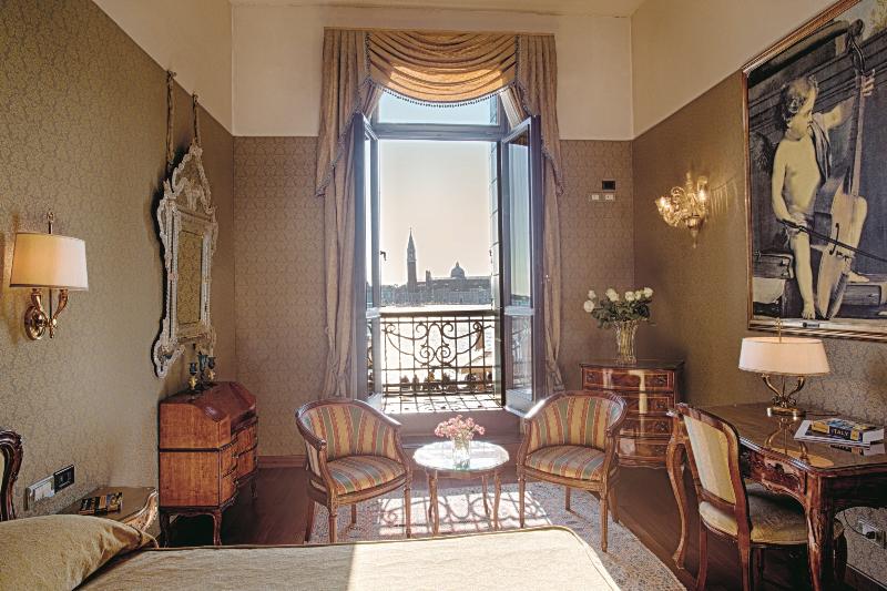 Superior room with lake view, Locanda Vivaldi