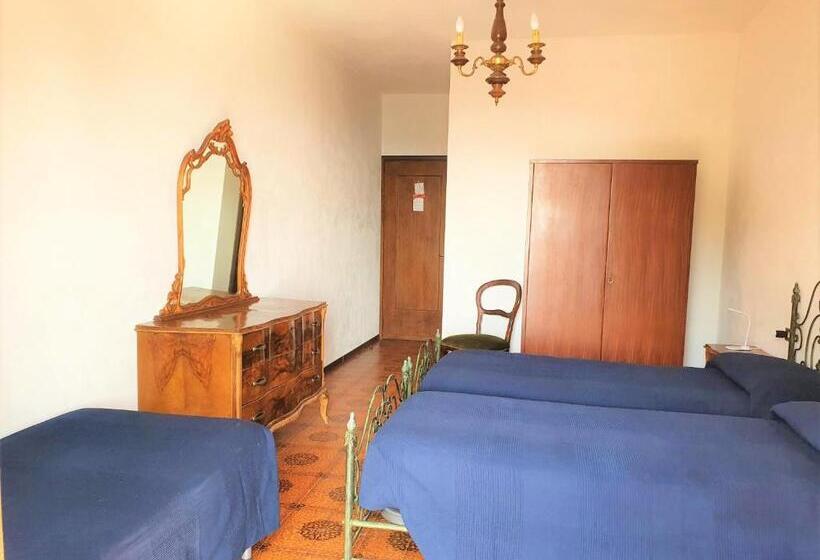 غرفة كومفورت ثلاثية, Madonna Di Luciago