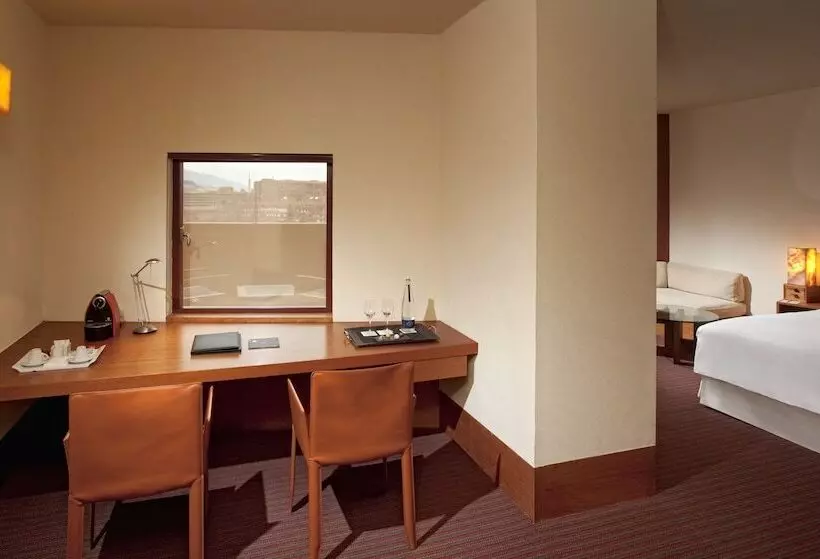 اتاق پرمیوم, Meliá Bilbao
