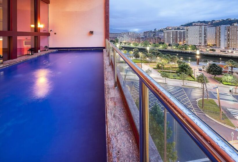 سوییت جونیور, Meliá Bilbao
