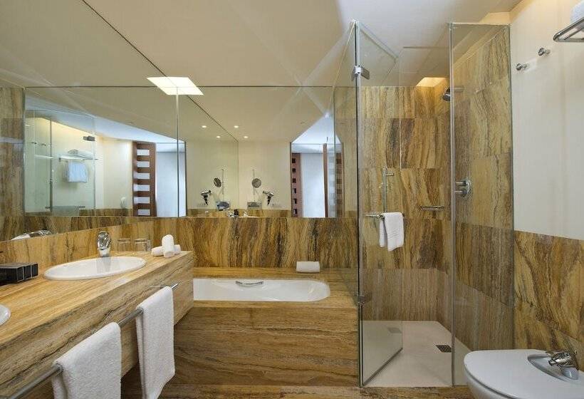ファミリールーム, Meliá Bilbao