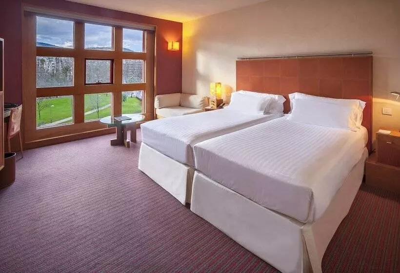 اتاق استاندارد با چشم‌انداز, Meliá Bilbao
