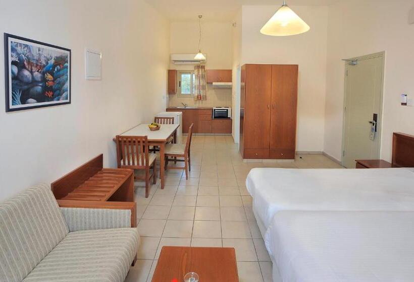 Студия Стандарт, Nissiana Hotel & Bungalows