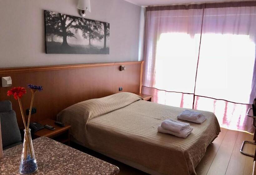 חדר סטנדרט, Rinaldo Apartments