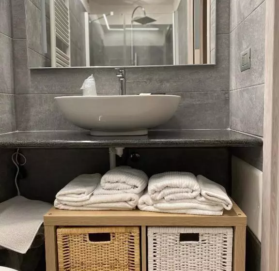 デラックスルーム, Rinaldo Apartments