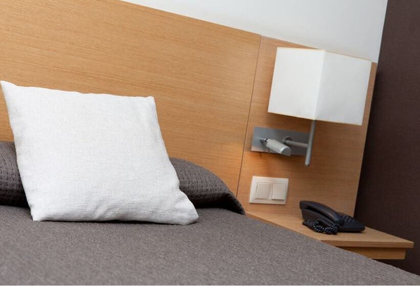 Номер Стандарт, Sagrada Familia